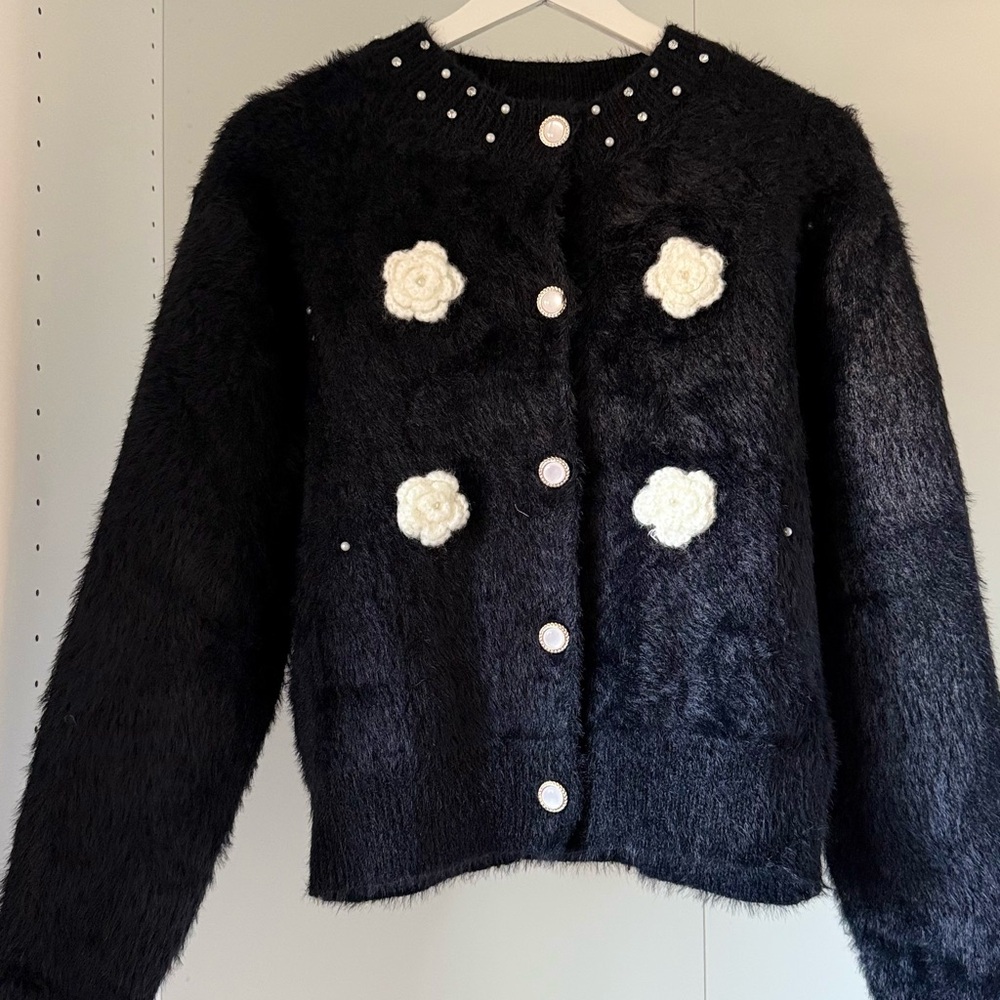 Alice Blue chic white and black Flowers Faux Fur Knitted Sweater Cardigan